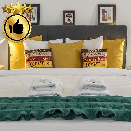 Premium Apartment By Mrg Apartments Bukares Bagian luar foto
