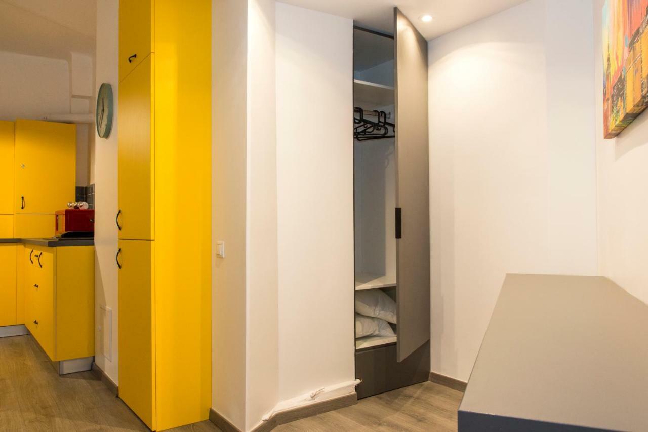 Premium Apartment By Mrg Apartments Bukares Bagian luar foto